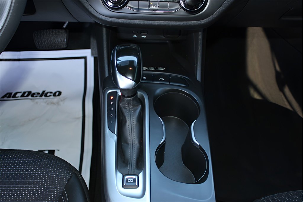 Used 2024 Buick Envista Preferred w/ Convenience II Package image 21