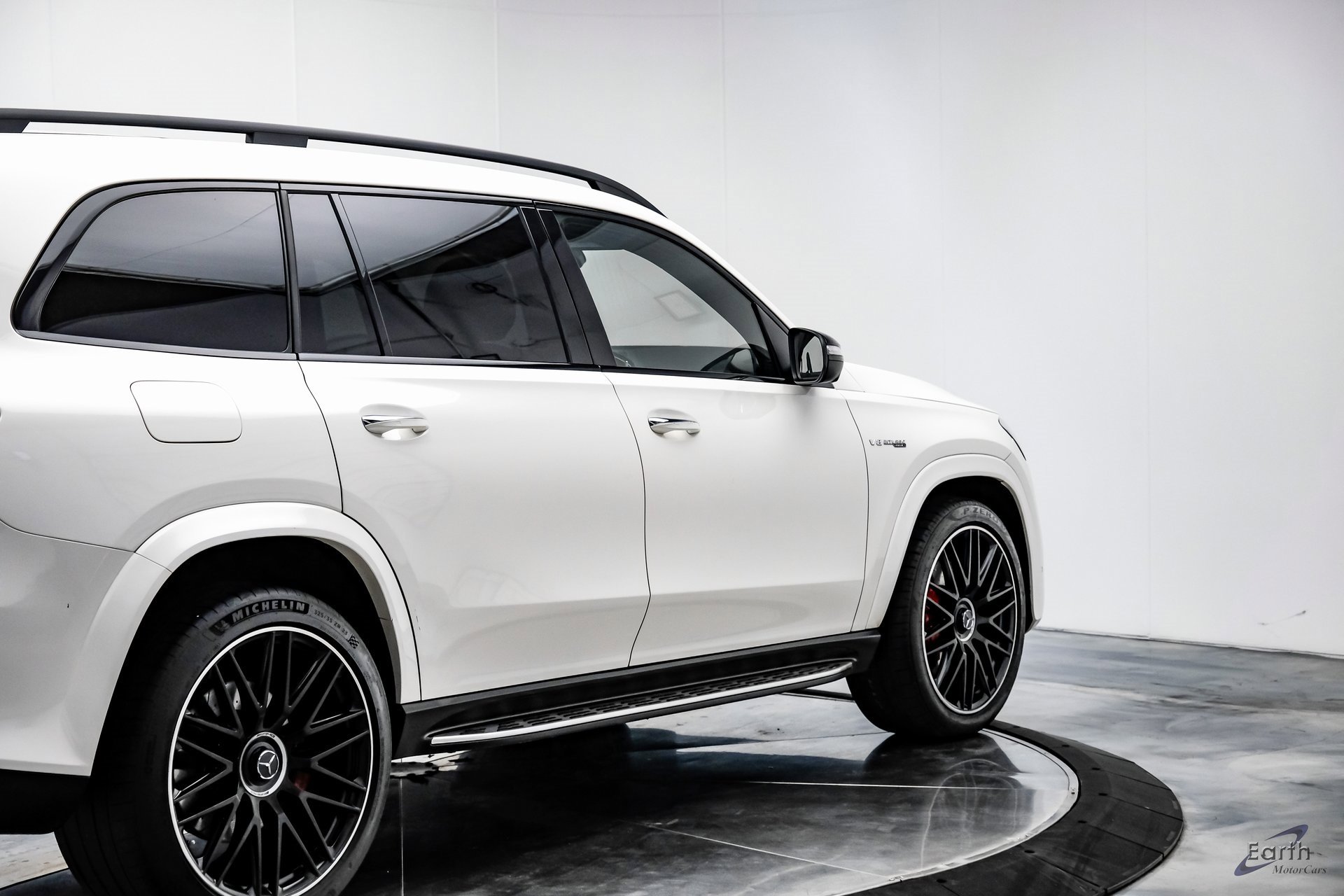 Used 2022 Mercedes-Benz GLS 63 AMG 4MATIC w/ Warmth & Comfort Package image 15