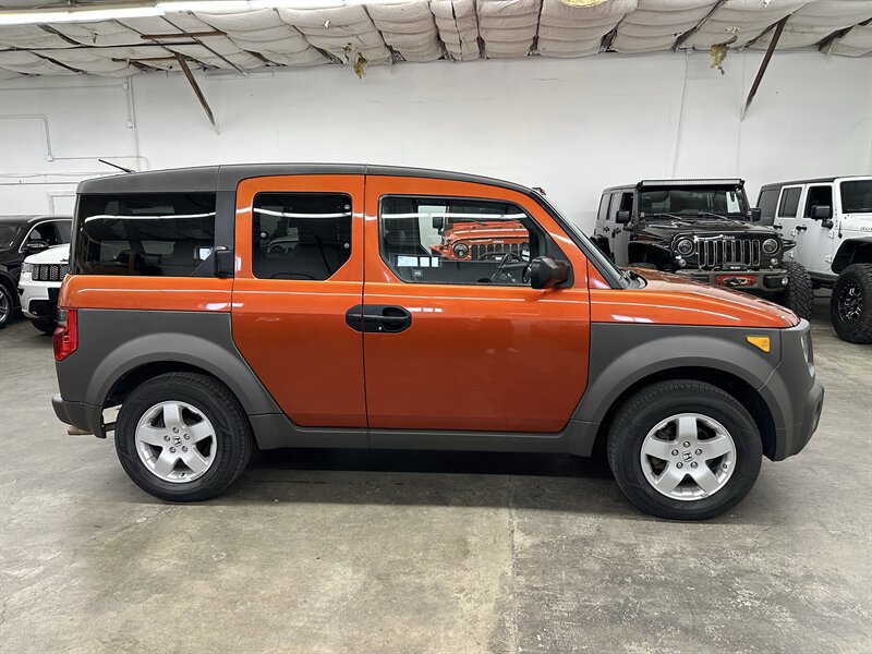 Used 2004 Honda Element EX image 2
