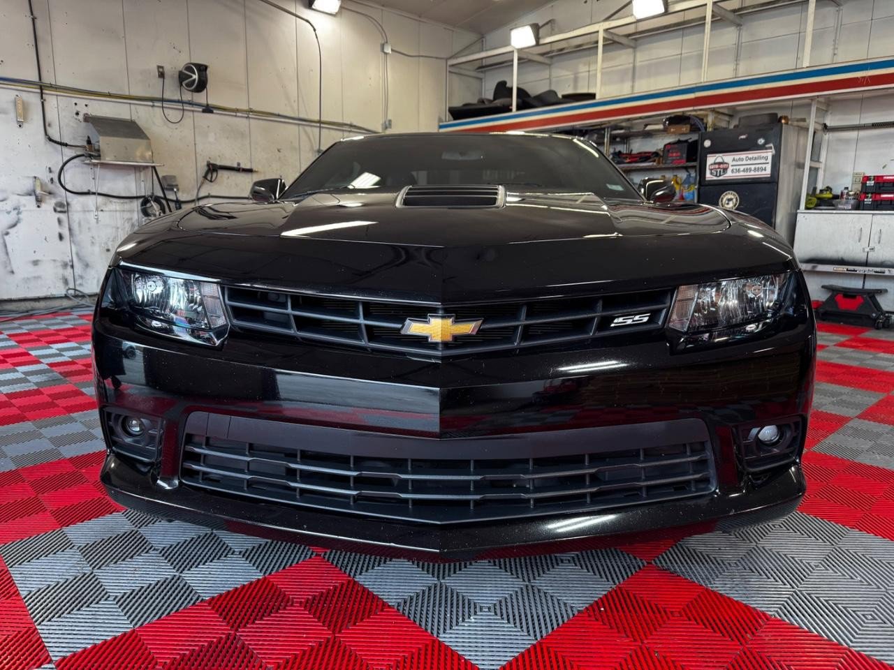 Used 2015 Chevrolet Camaro SS image 2