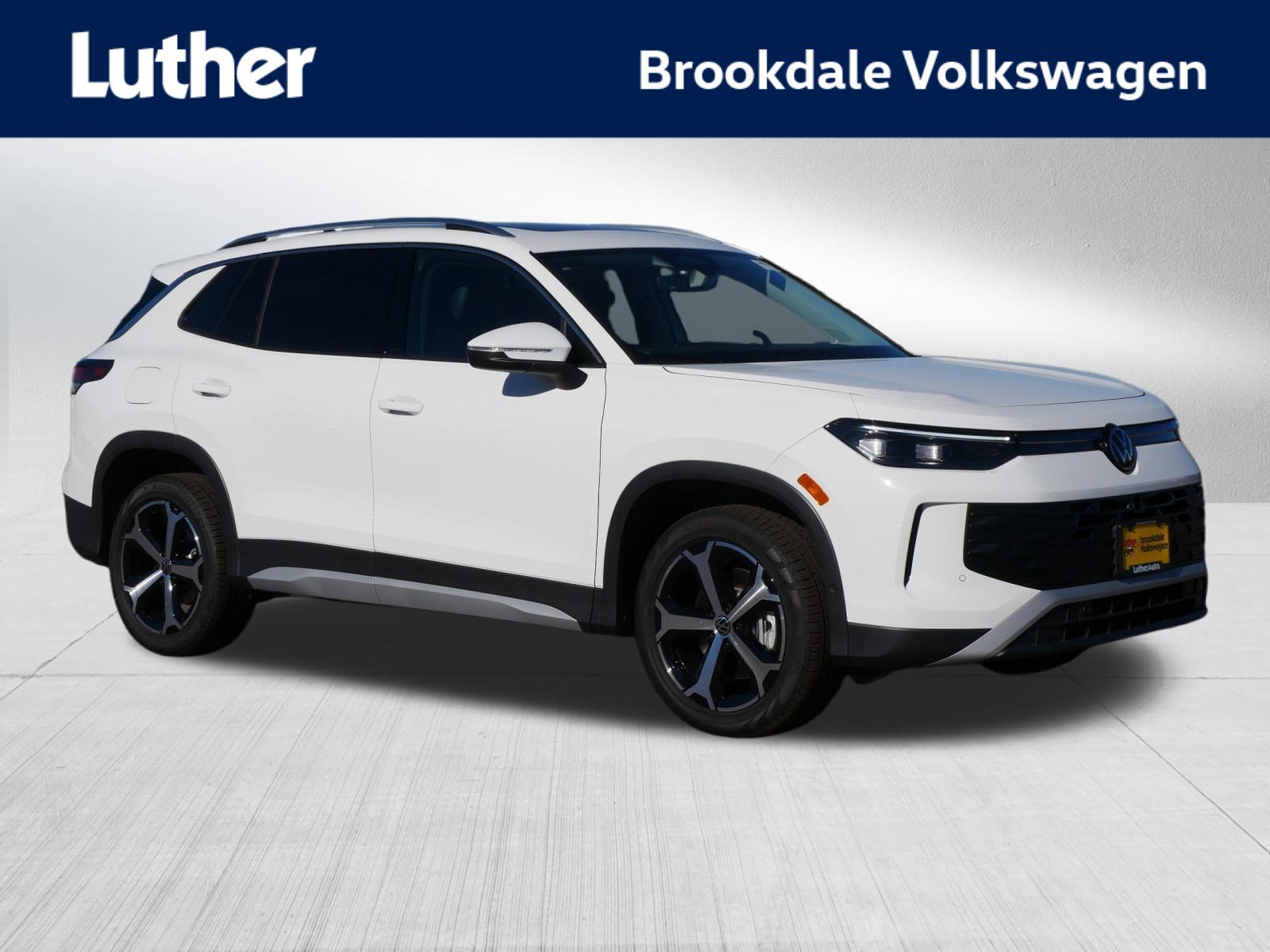 New 2026 Volkswagen Tiguan SE