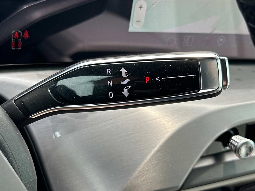 New 2026 Cadillac Vistiq Sport image 25