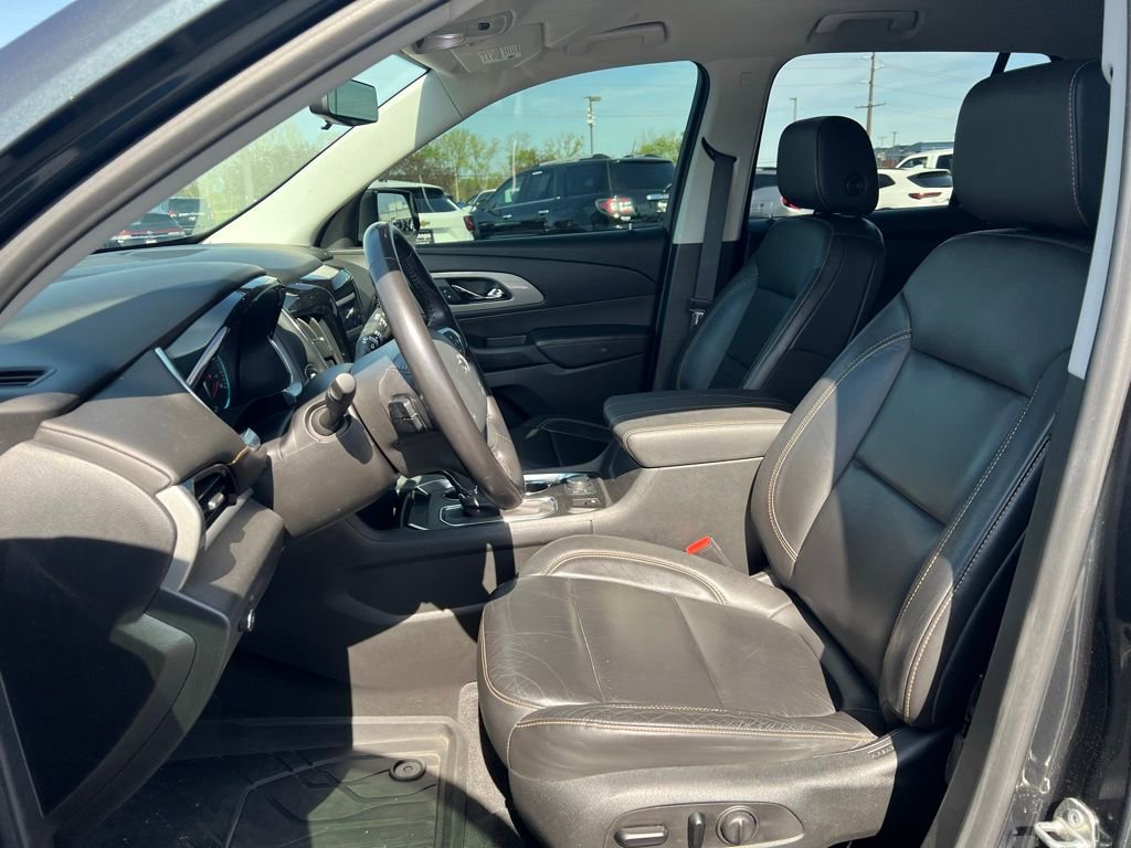 Used 2020 Chevrolet Traverse RS AWD/4WD image 8