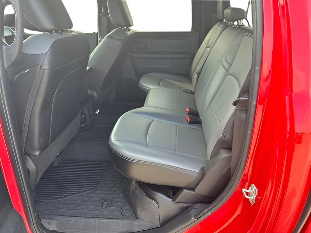 Used 2022 RAM 2500 Tradesman w/ Chrome Appearance Group AWD/4WD image 15