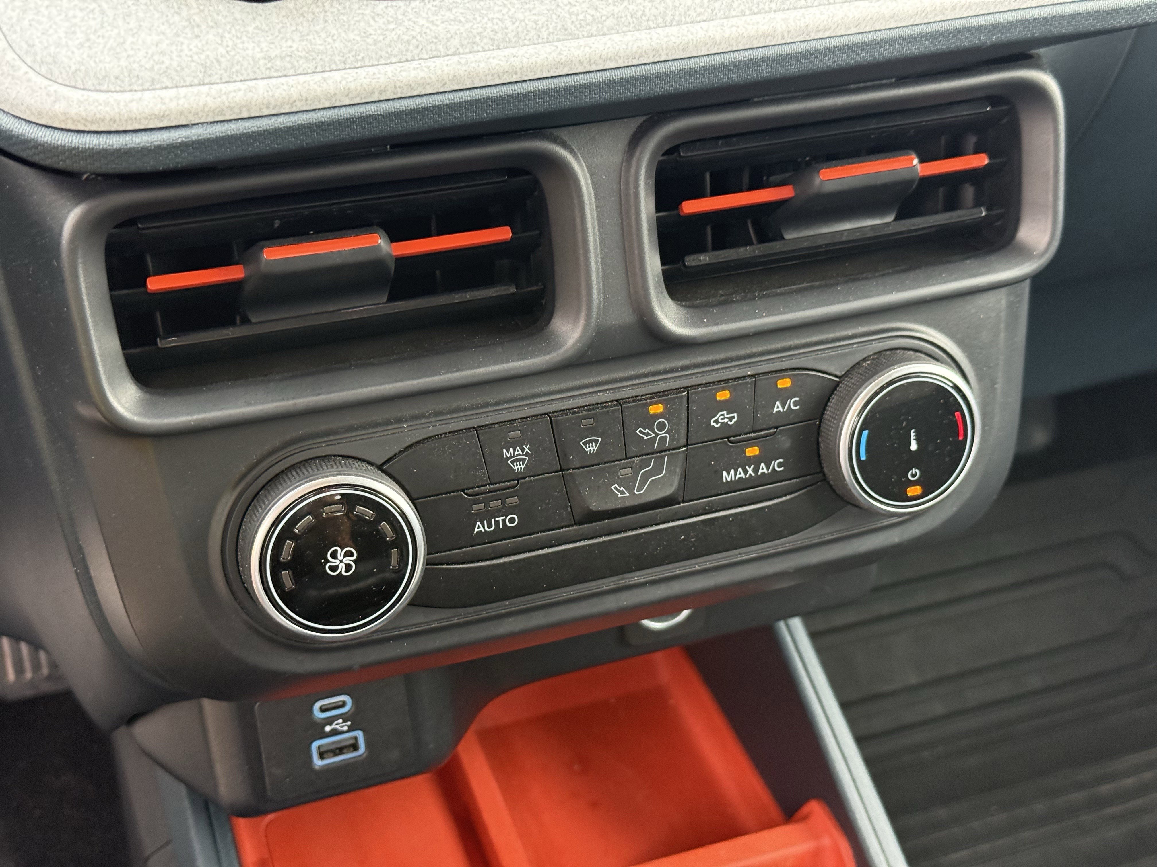 Used 2024 Ford Maverick XLT w/ Equipment Group 300A Standard image 23