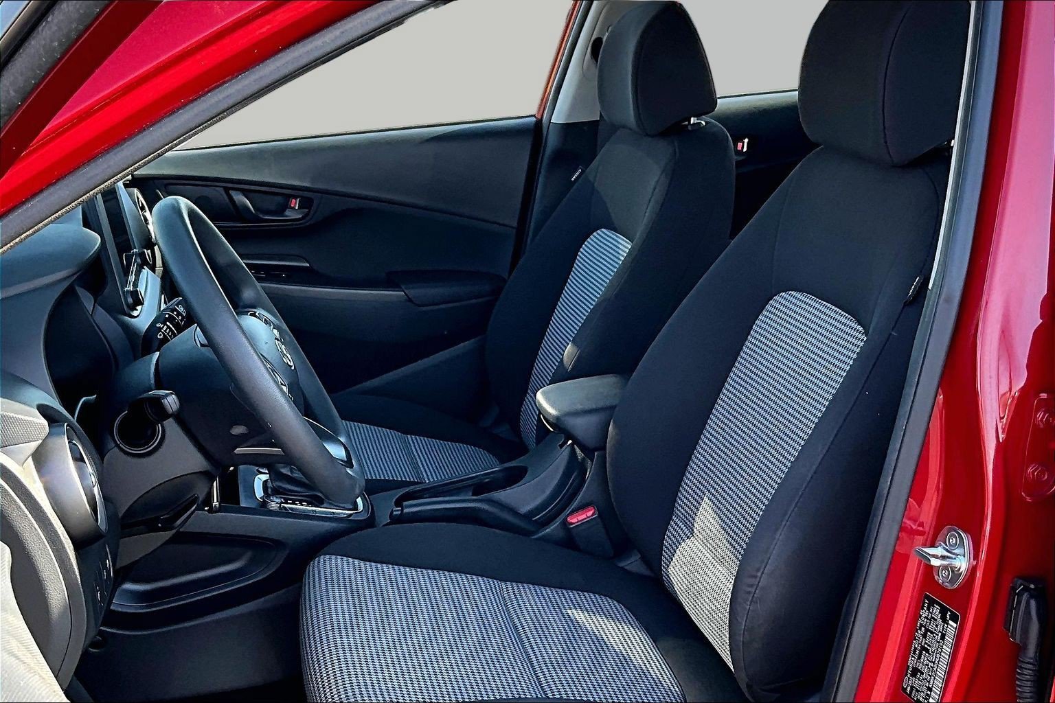 Used 2022 Hyundai Kona SE AWD/4WD image 23