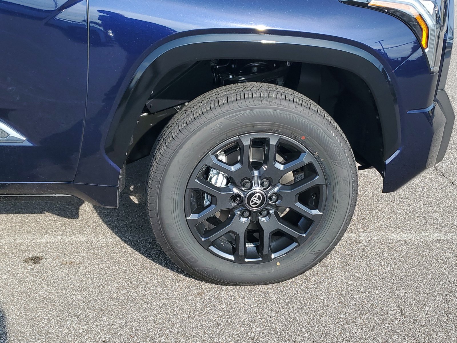 New 2026 Toyota Tundra Platinum AWD/4WD image 6