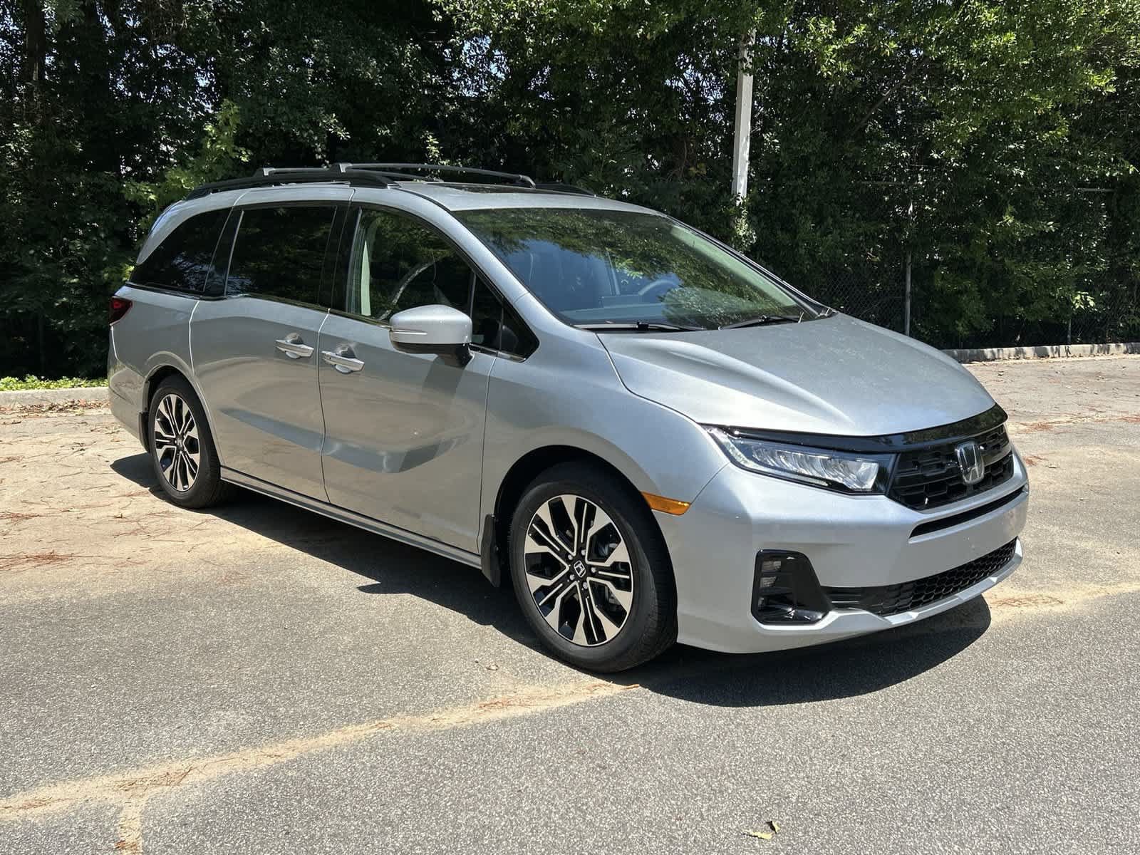 New 2026 Honda Odyssey Elite image 5