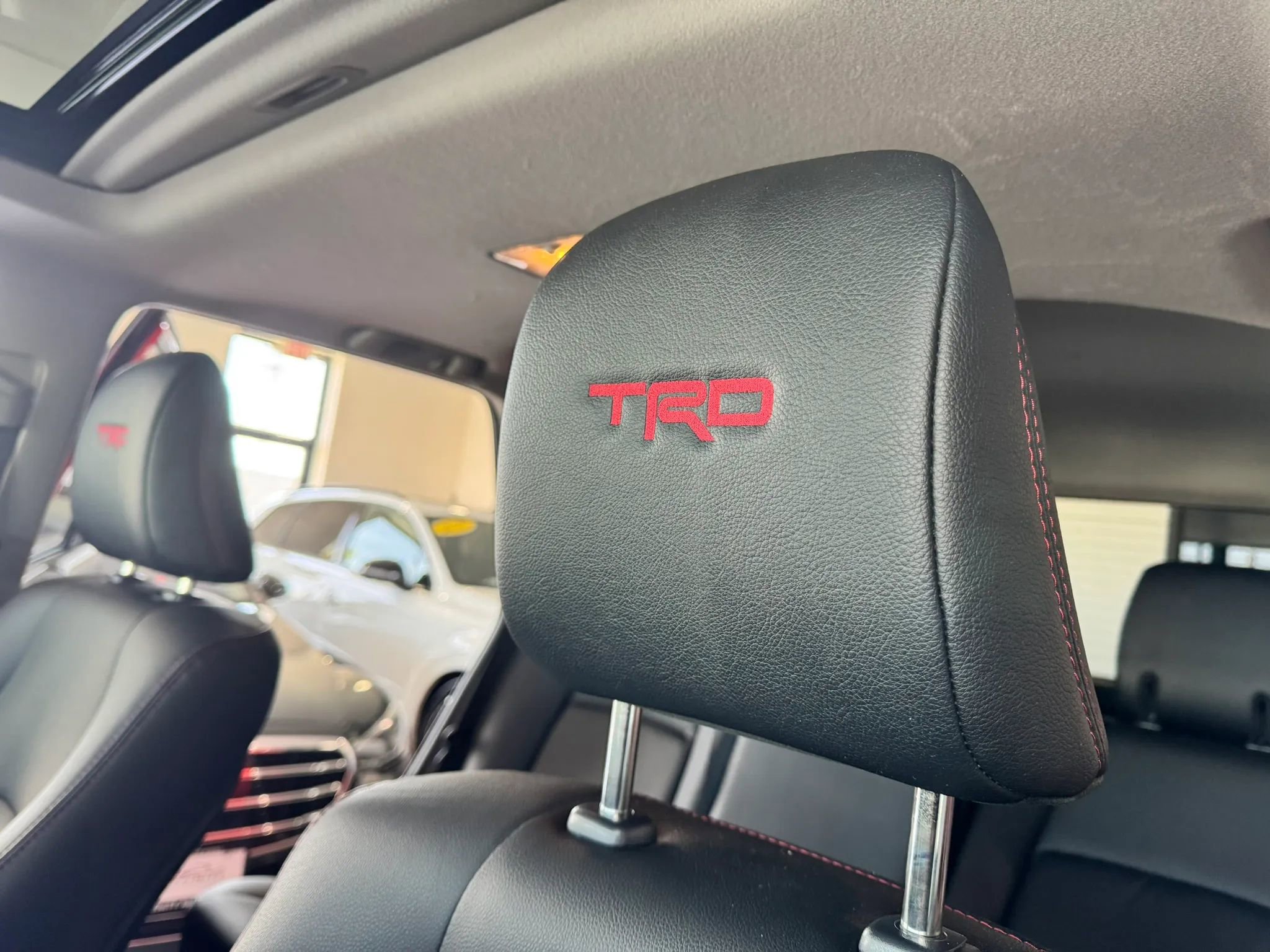 Used 2024 Toyota 4Runner TRD Off-Road Premium w/ Moonroof Package AWD/4WD image 11