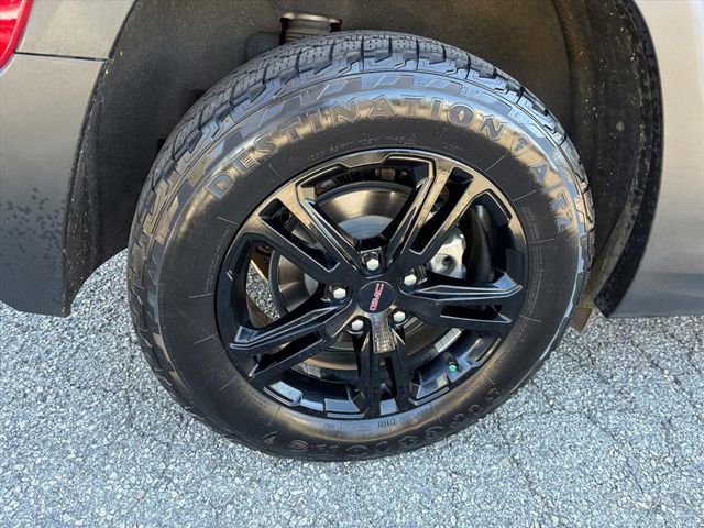 Used 2022 GMC Terrain AT4 w/ Infotainment Package II image 24