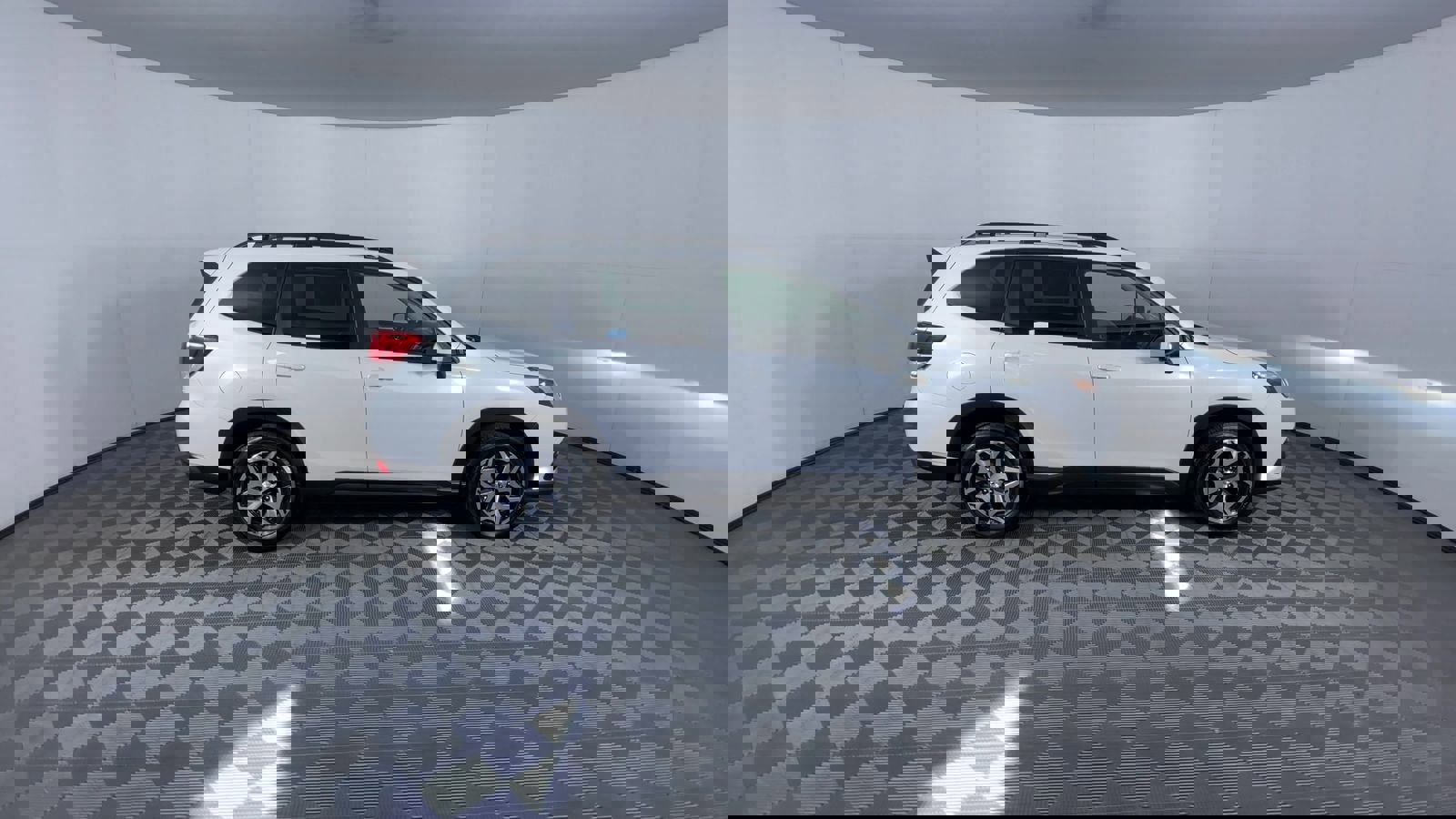 Used 2023 Subaru Forester Premium image 9