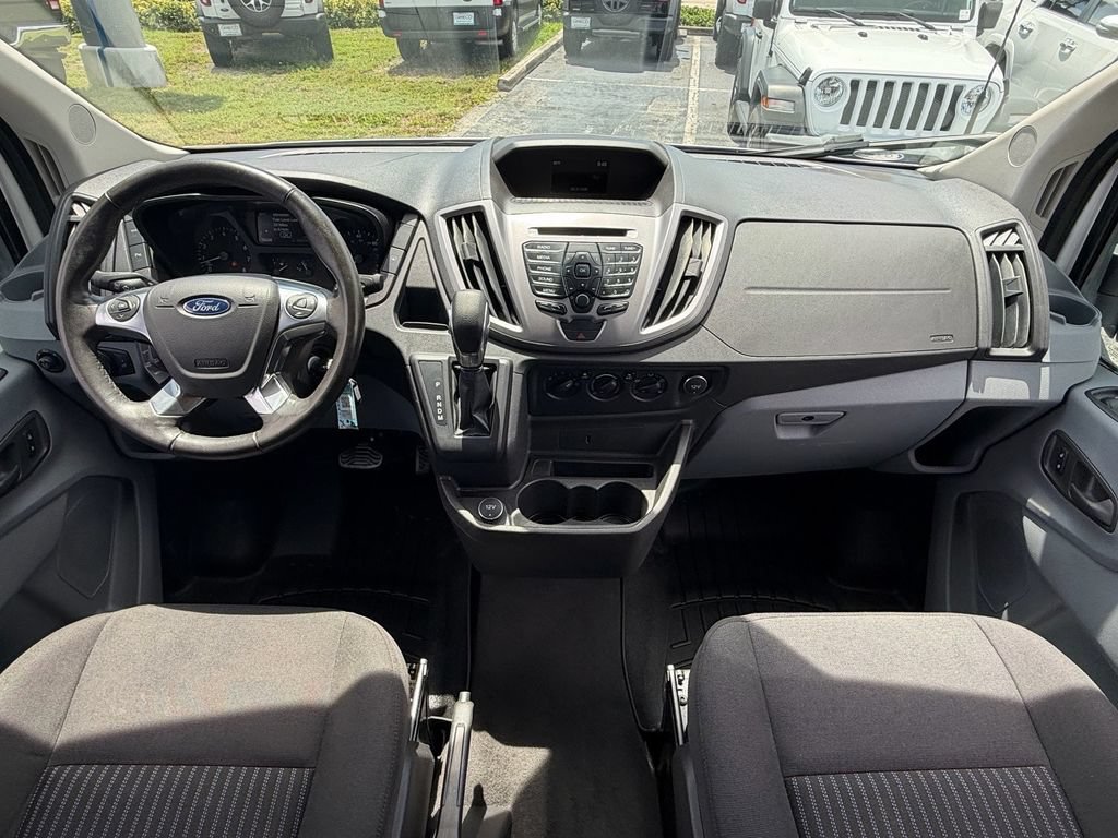 Used 2018 Ford Transit 150 XLT RWD image 19