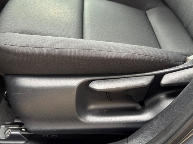 Used 2025 Toyota Corolla LE FWD image 16