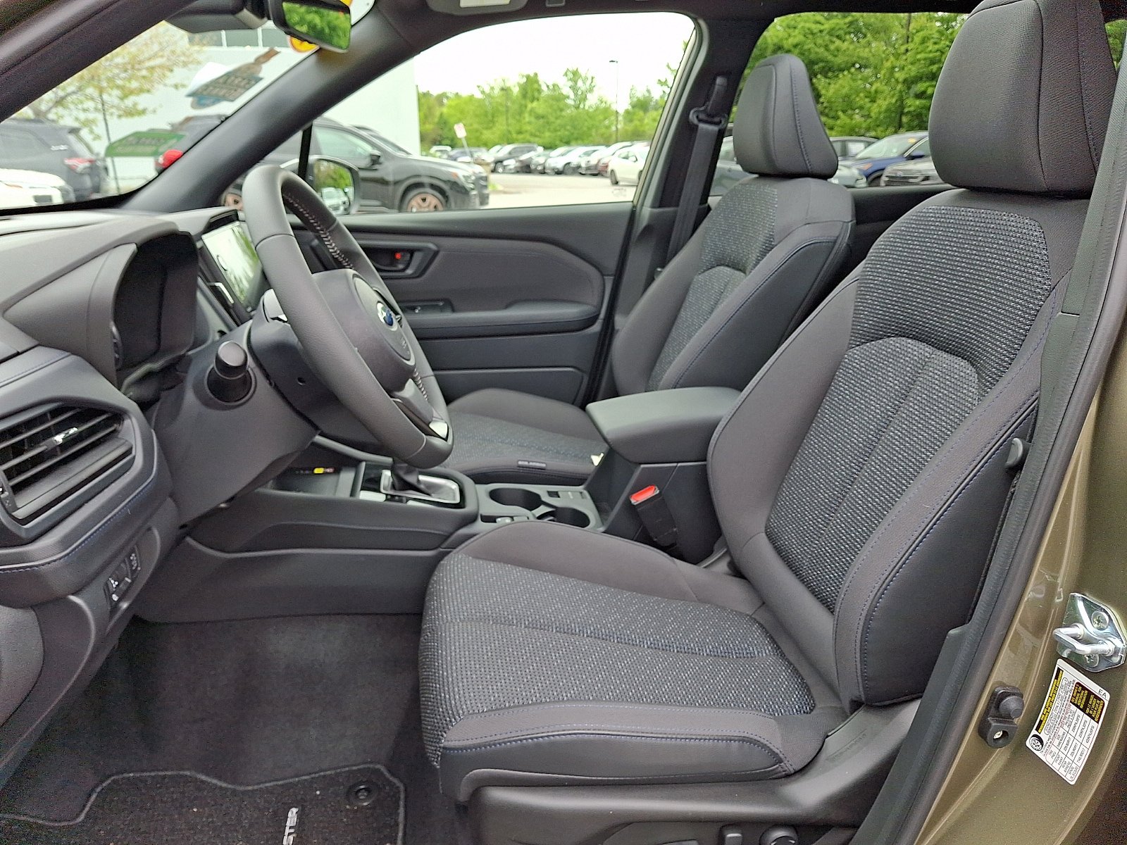 Certified 2025 Subaru Forester Premium AWD/4WD image 13