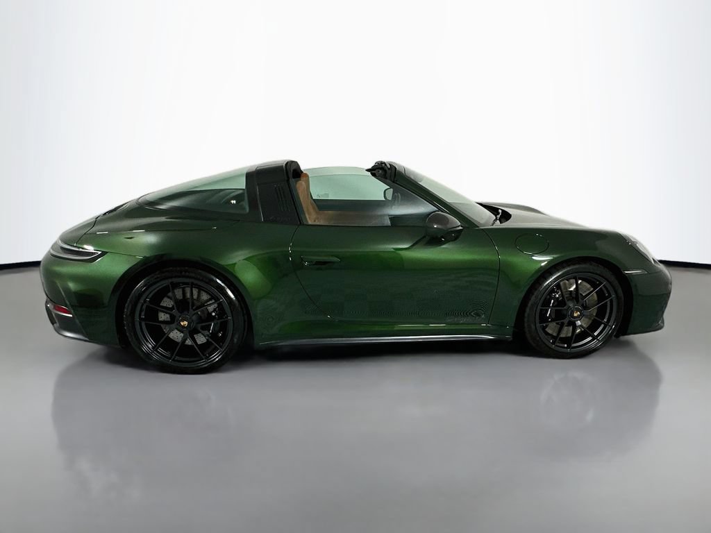 Certified 2026 Porsche 911 Targa 4 GTS AWD/4WD image 36
