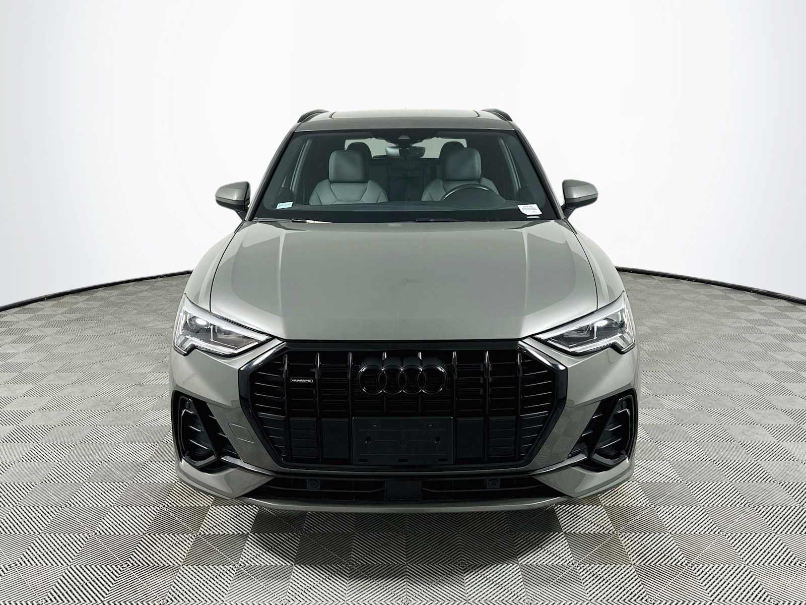 Certified 2023 Audi Q3 2.0T Premium w/ Black Optic Sport Package AWD/4WD image 2
