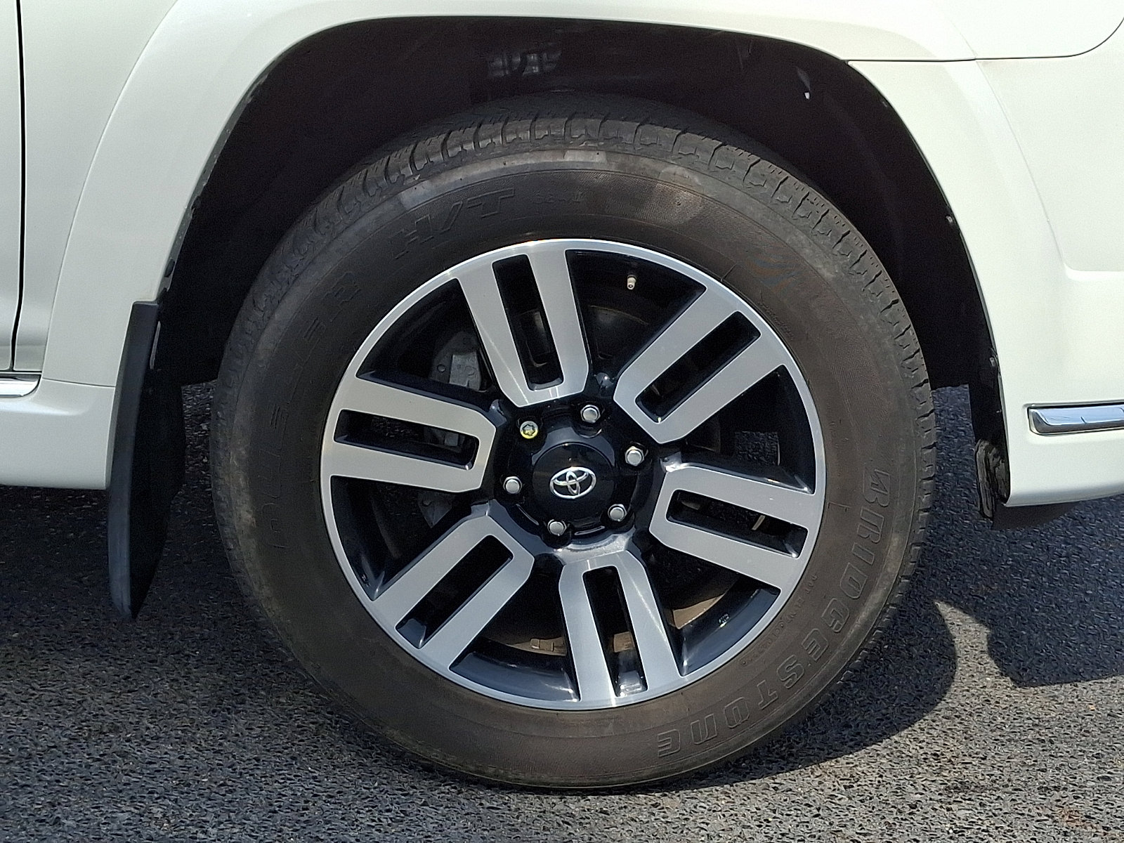 Used 2023 Toyota 4Runner Limited image 8