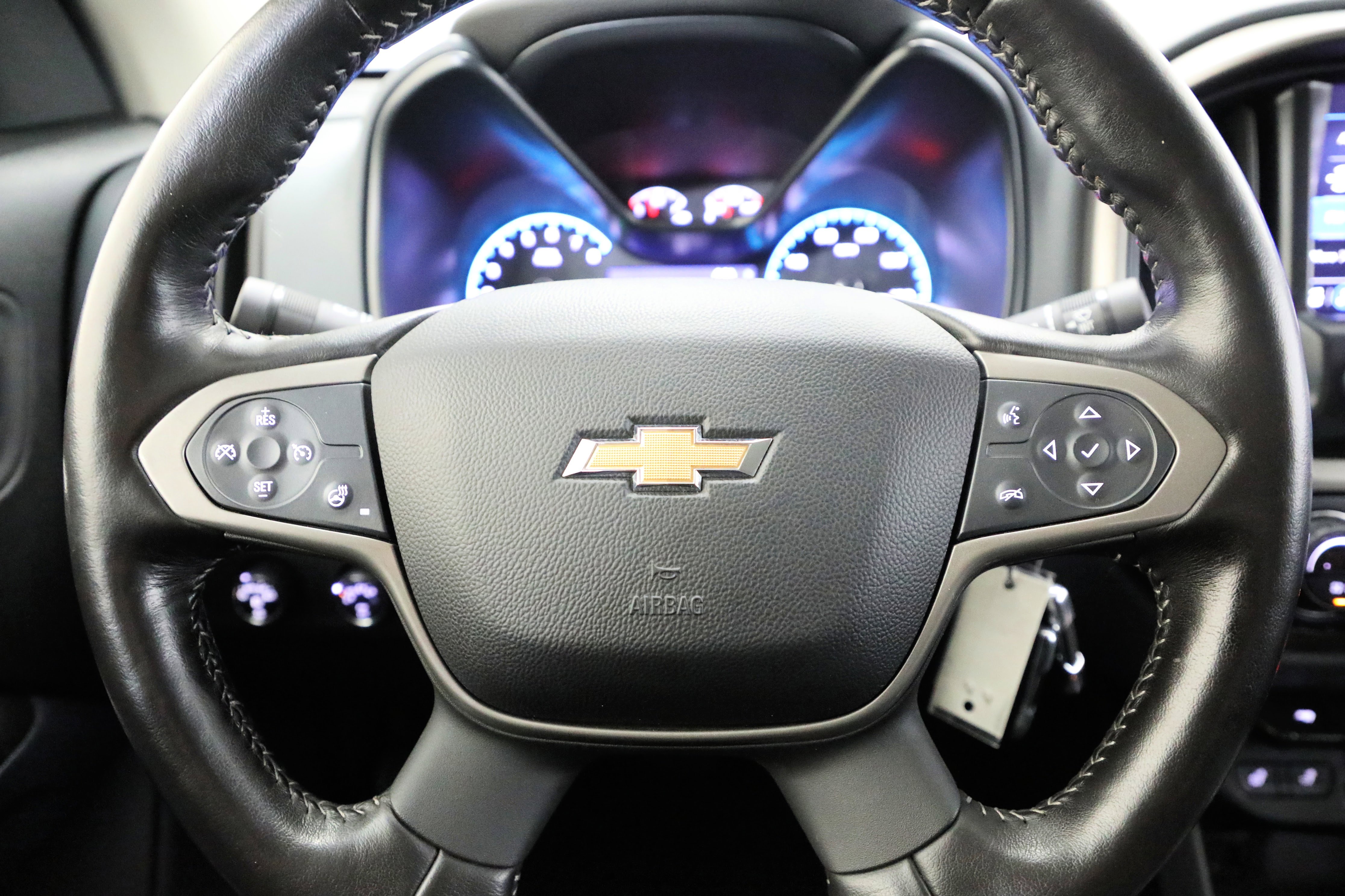 Used 2019 Chevrolet Colorado Z71 image 3