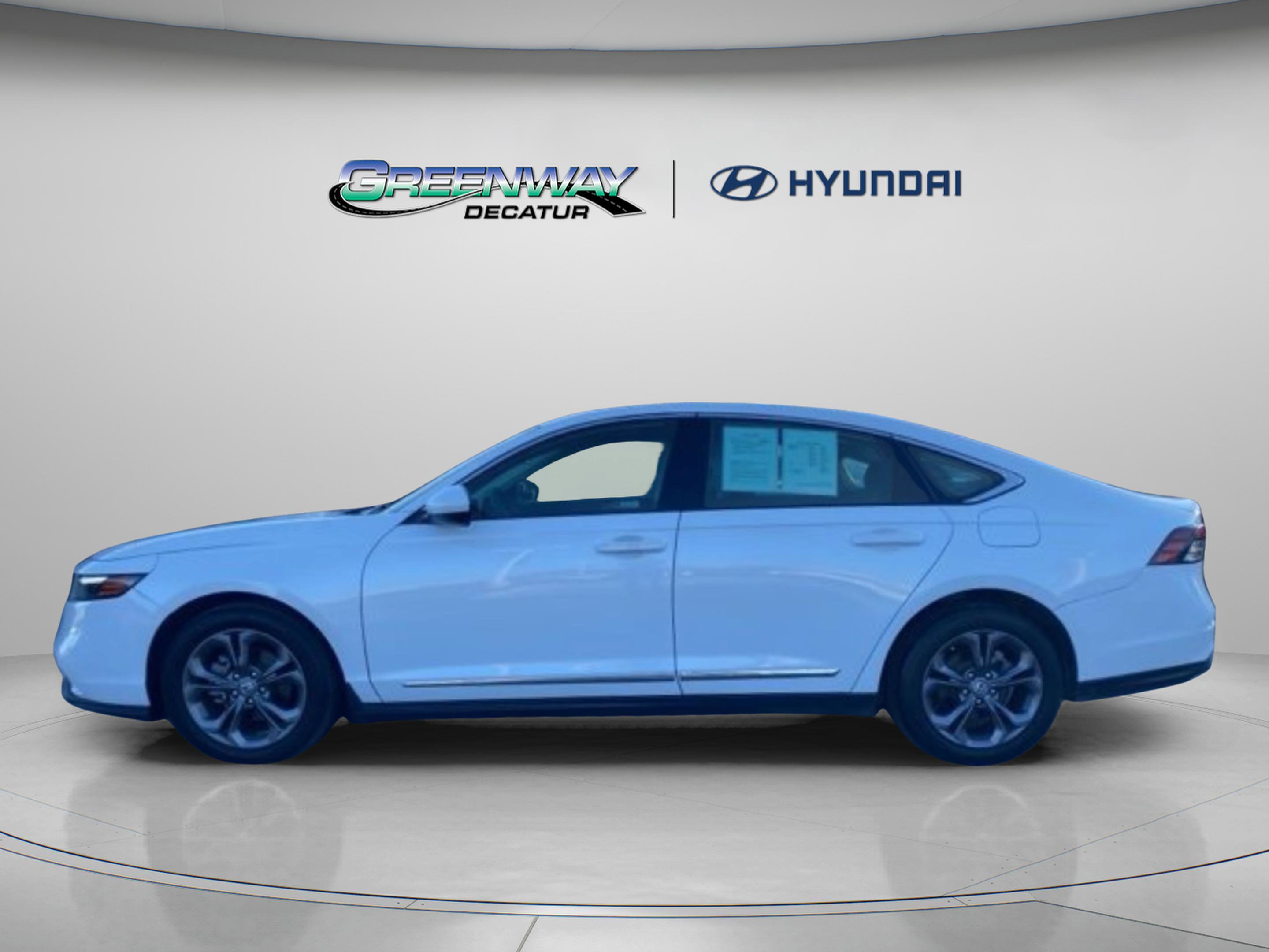 Used 2024 Honda Accord EX image 6