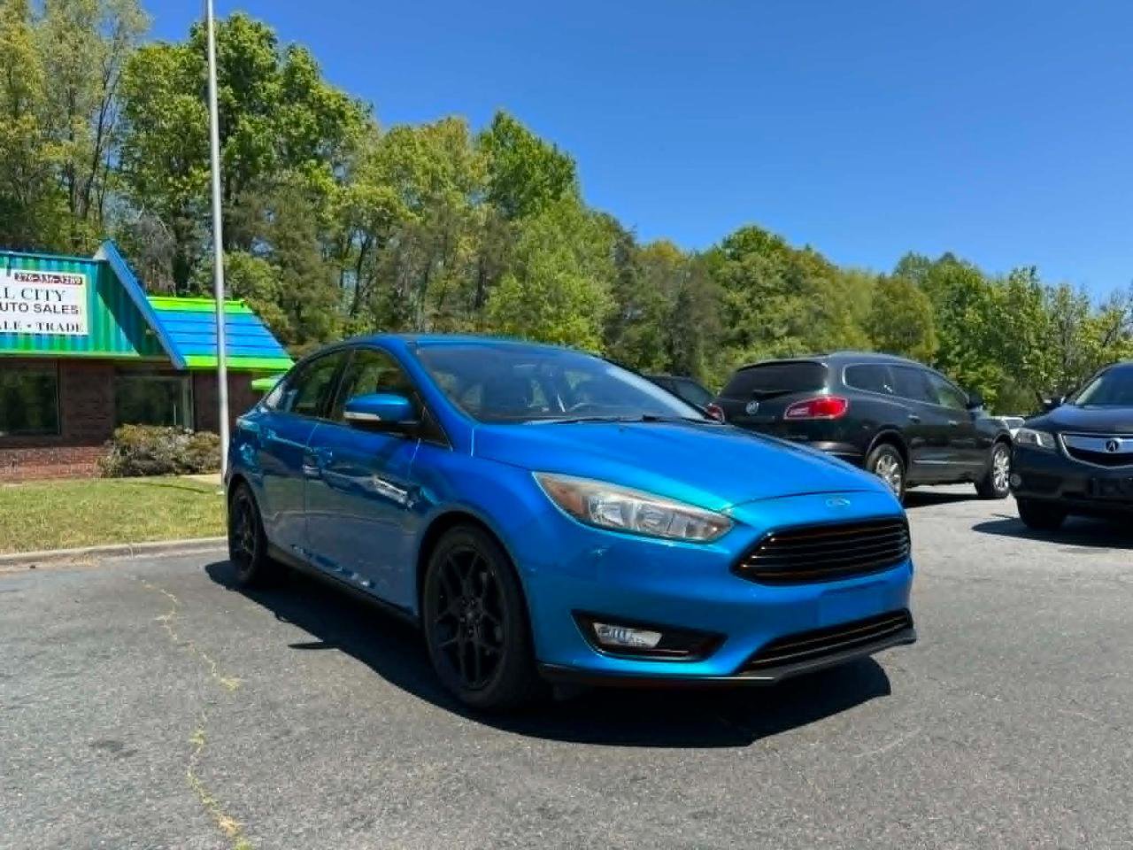 Used 2016 Ford Focus SE image 3