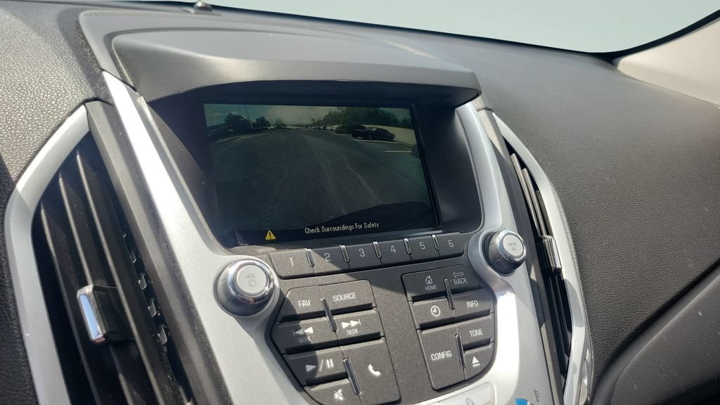 Used 2015 GMC Terrain SLE FWD image 17