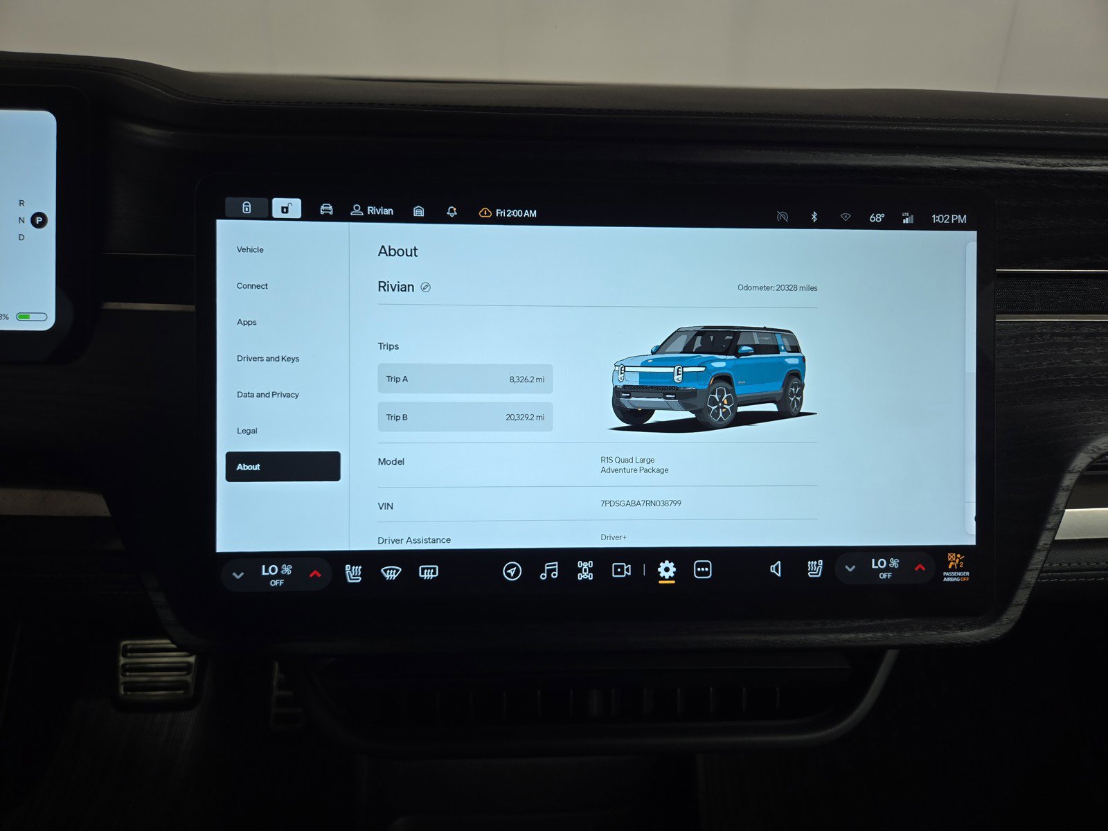 Used 2024 Rivian R1S Adventure AWD/4WD image 29
