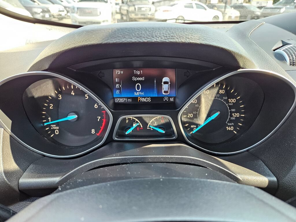 Used 2017 Ford Escape SE w/ SE Leather Comfort Package FWD image 22