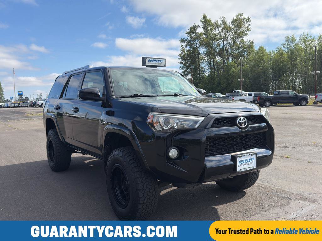 Used 2016 Toyota 4Runner SR5 AWD/4WD video 1