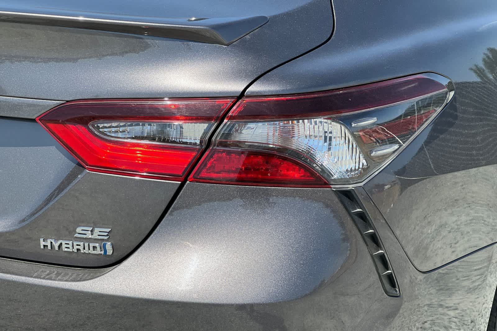 Used 2022 Toyota Camry SE w/ Cold Weather Package FWD image 33