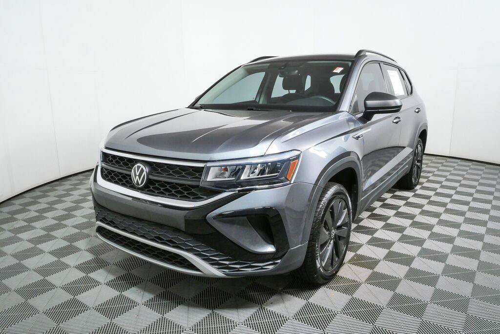 Certified 2023 Volkswagen Taos S FWD image 28