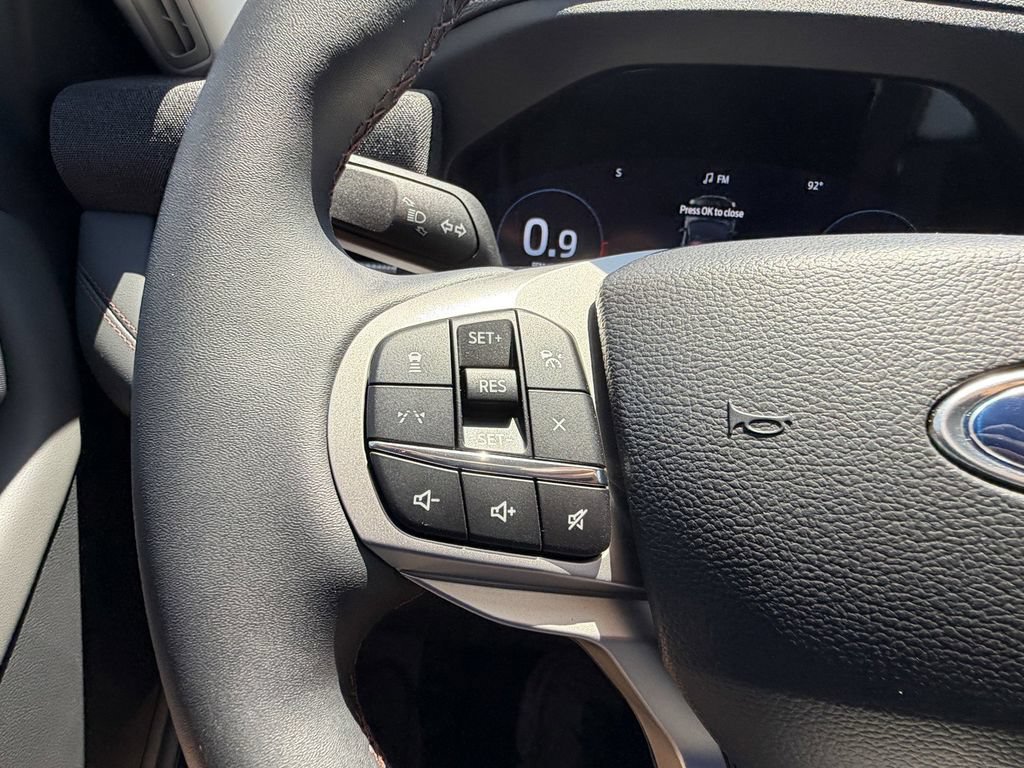 New 2026 Ford Explorer Active RWD image 30