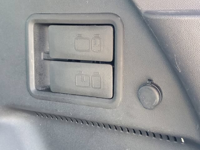 Used 2021 Chevrolet Equinox LT FWD image 8