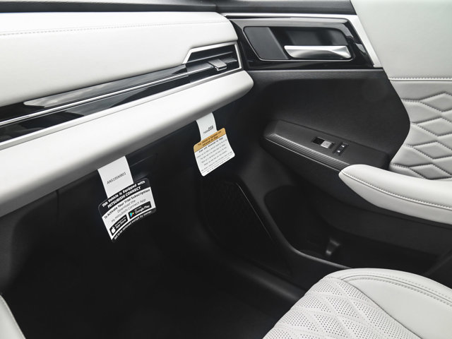 New 2025 Mitsubishi Outlander AWD image 19