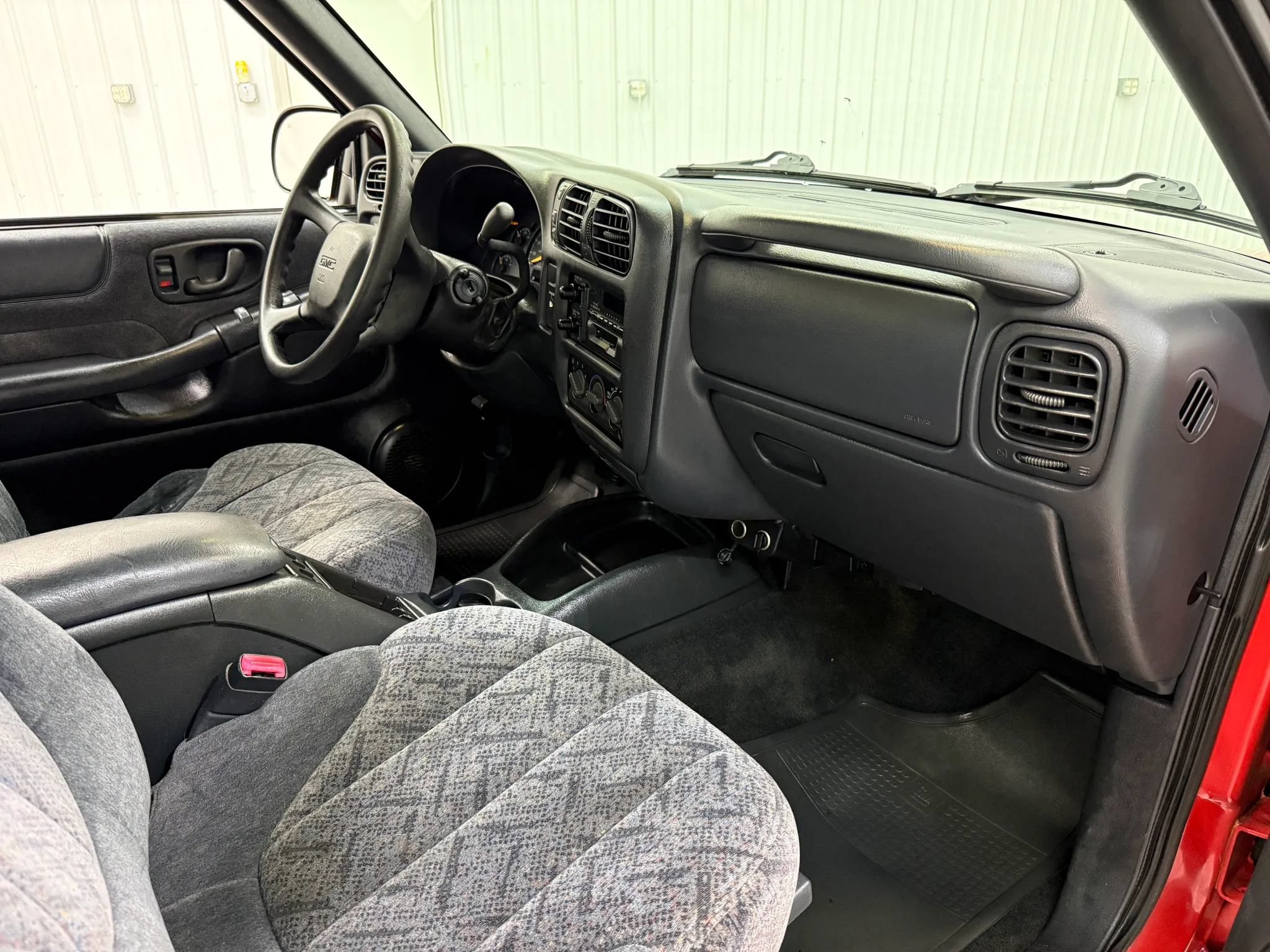 Used 1999 GMC Sonoma SLS w/ Convenience Group AWD/4WD image 13
