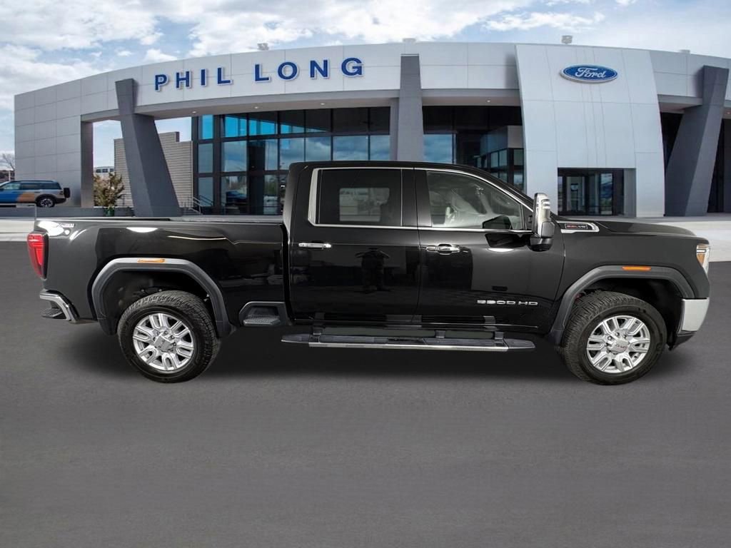 Used 2022 GMC Sierra 3500 SLT w/ SLT Premium Package image 8