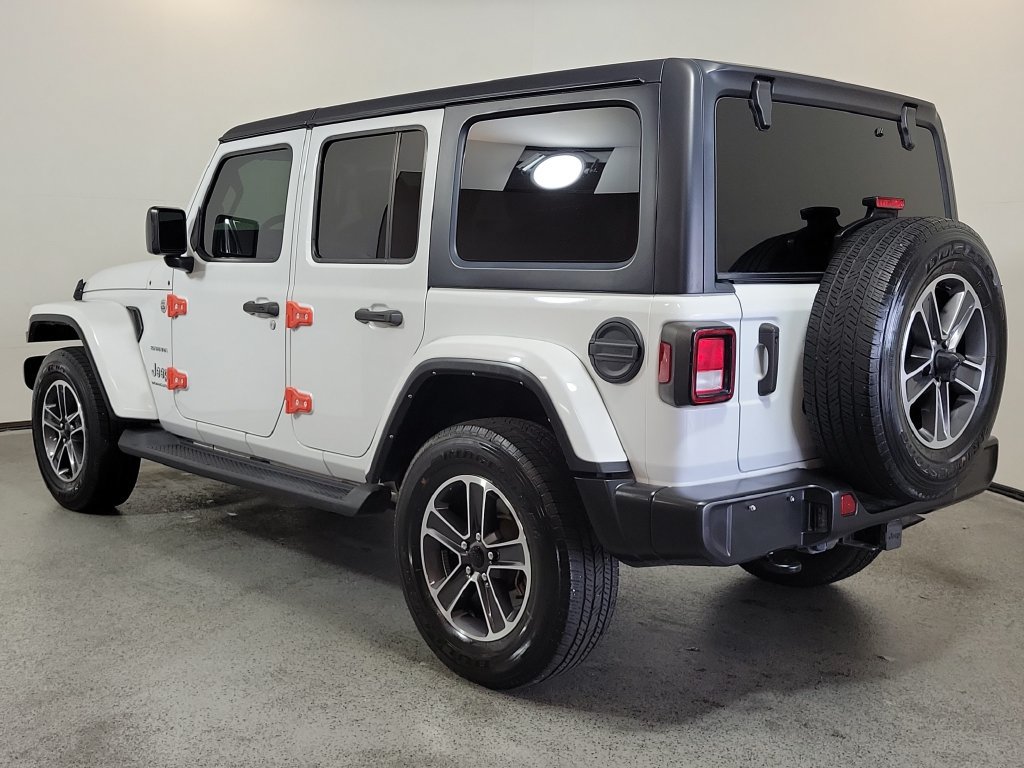 Used 2023 Jeep Wrangler Unlimited Sahara AWD/4WD image 5