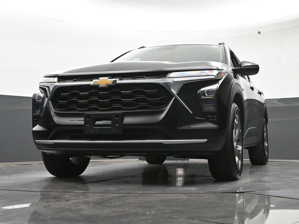 Used 2024 Chevrolet Trax LT FWD image 31