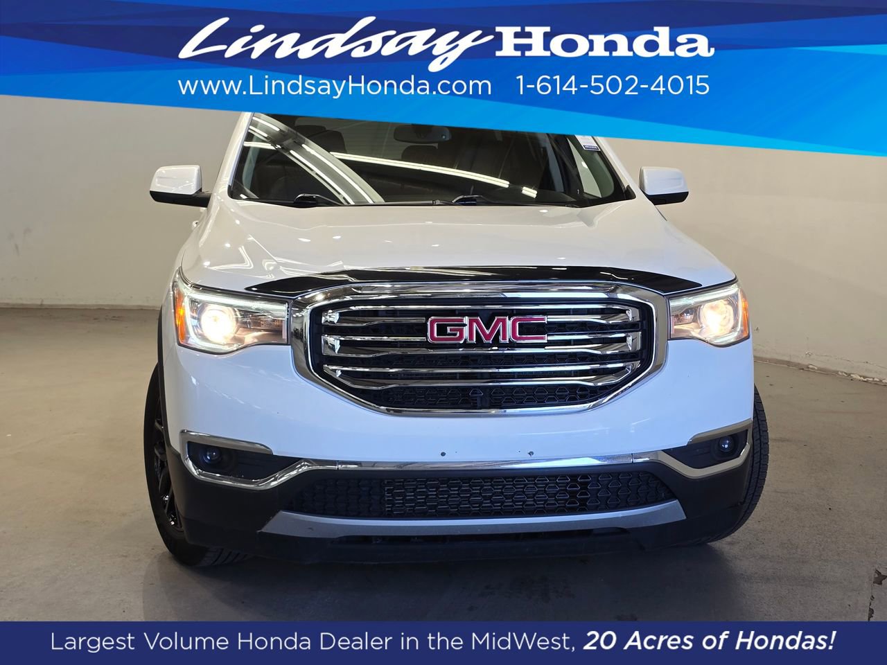 Used 2017 GMC Acadia SLT AWD/4WD image 2
