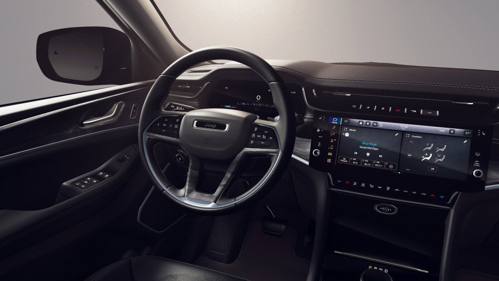 New 2026 Jeep Grand Cherokee L Limited image 9