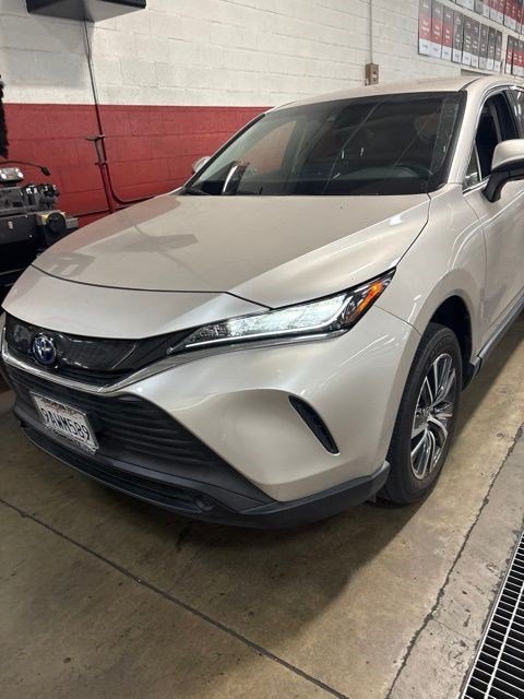 Used 2022 Toyota Venza LE