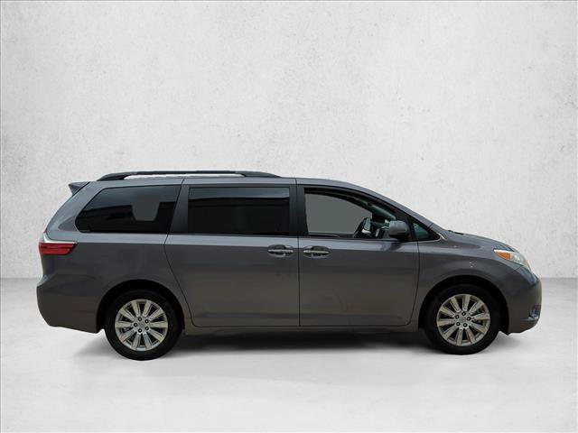 Used 2015 Toyota Sienna XLE w/ XLE Navigation Package AWD/4WD image 4