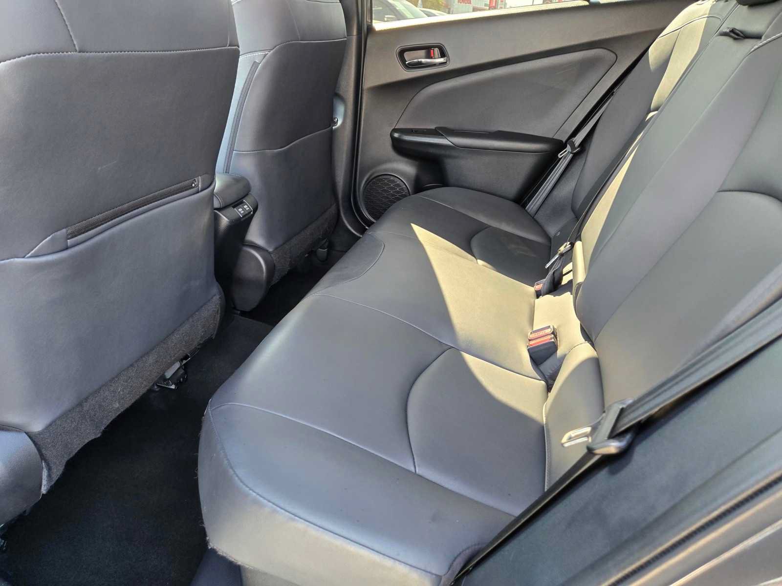 Used 2022 Toyota Prius Prime XLE FWD image 15