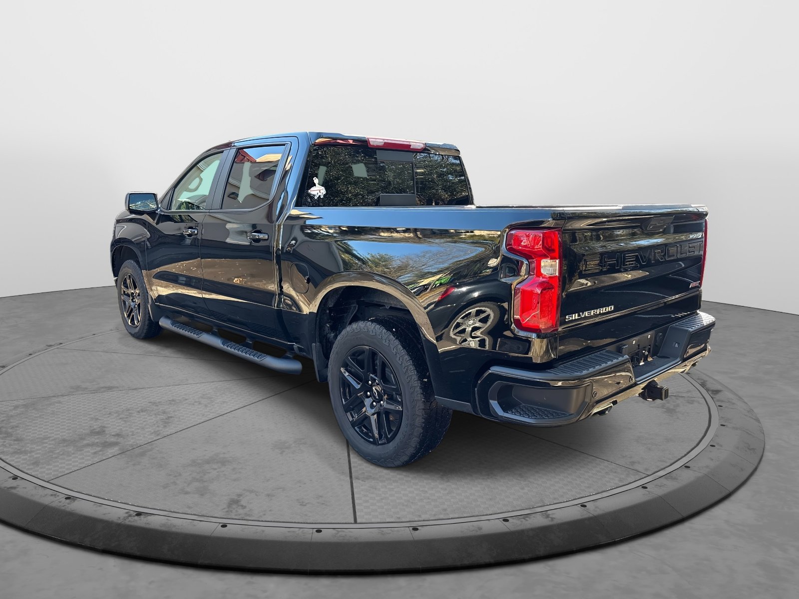 Used 2023 Chevrolet Silverado 1500 RST w/ Convenience Package II image 6