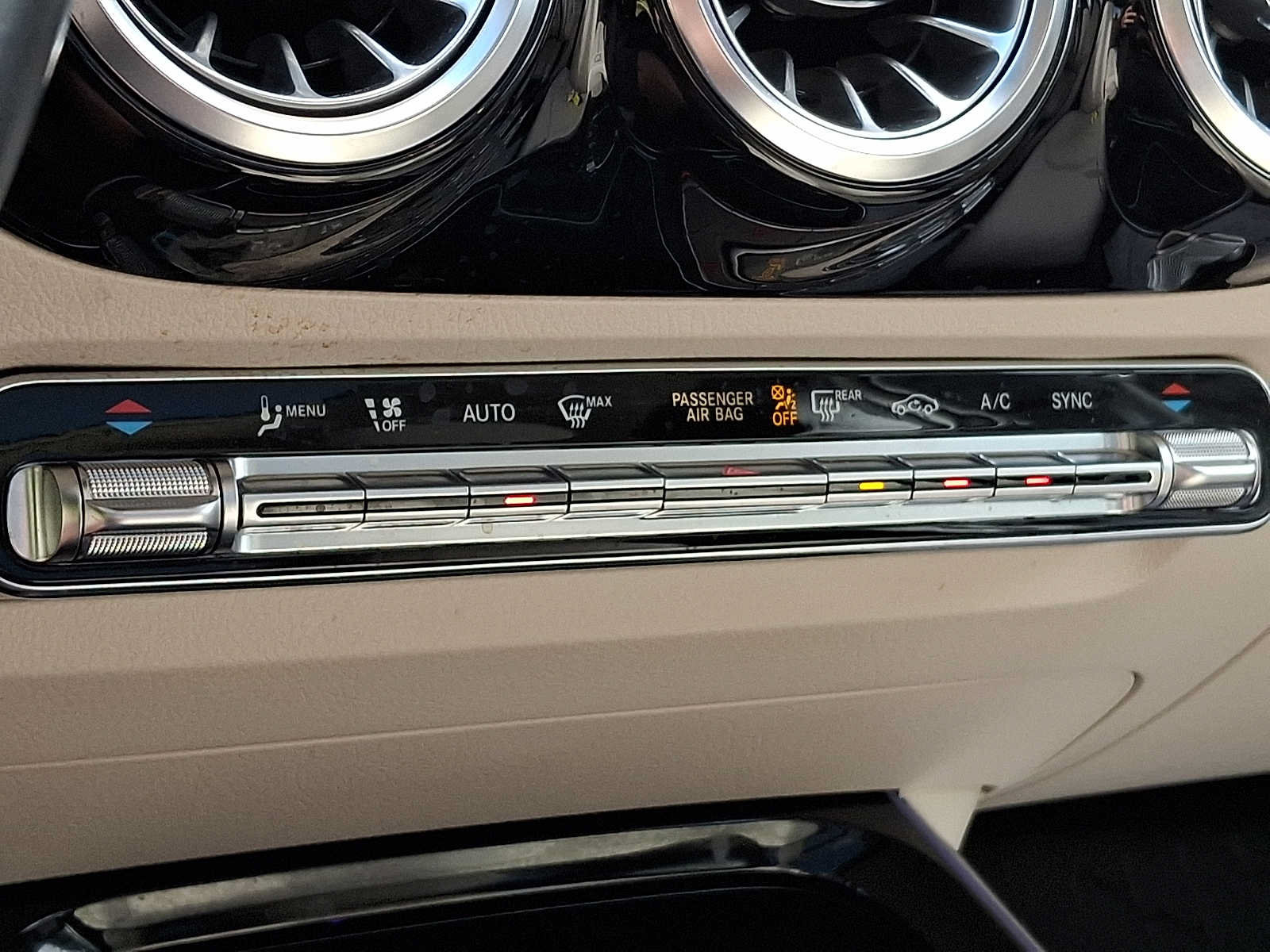 Certified 2023 Mercedes-Benz GLA 250 4MATIC image 13
