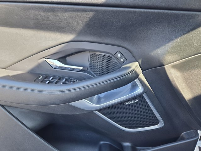 Used 2018 Jaguar E-PACE S image 20