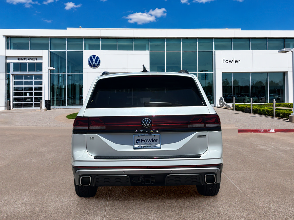 New 2026 Volkswagen Atlas Peak Edition AWD/4WD image 6