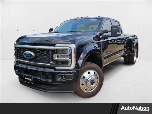New 2025 Ford F450 Platinum w/ FX4 Off-Road Package