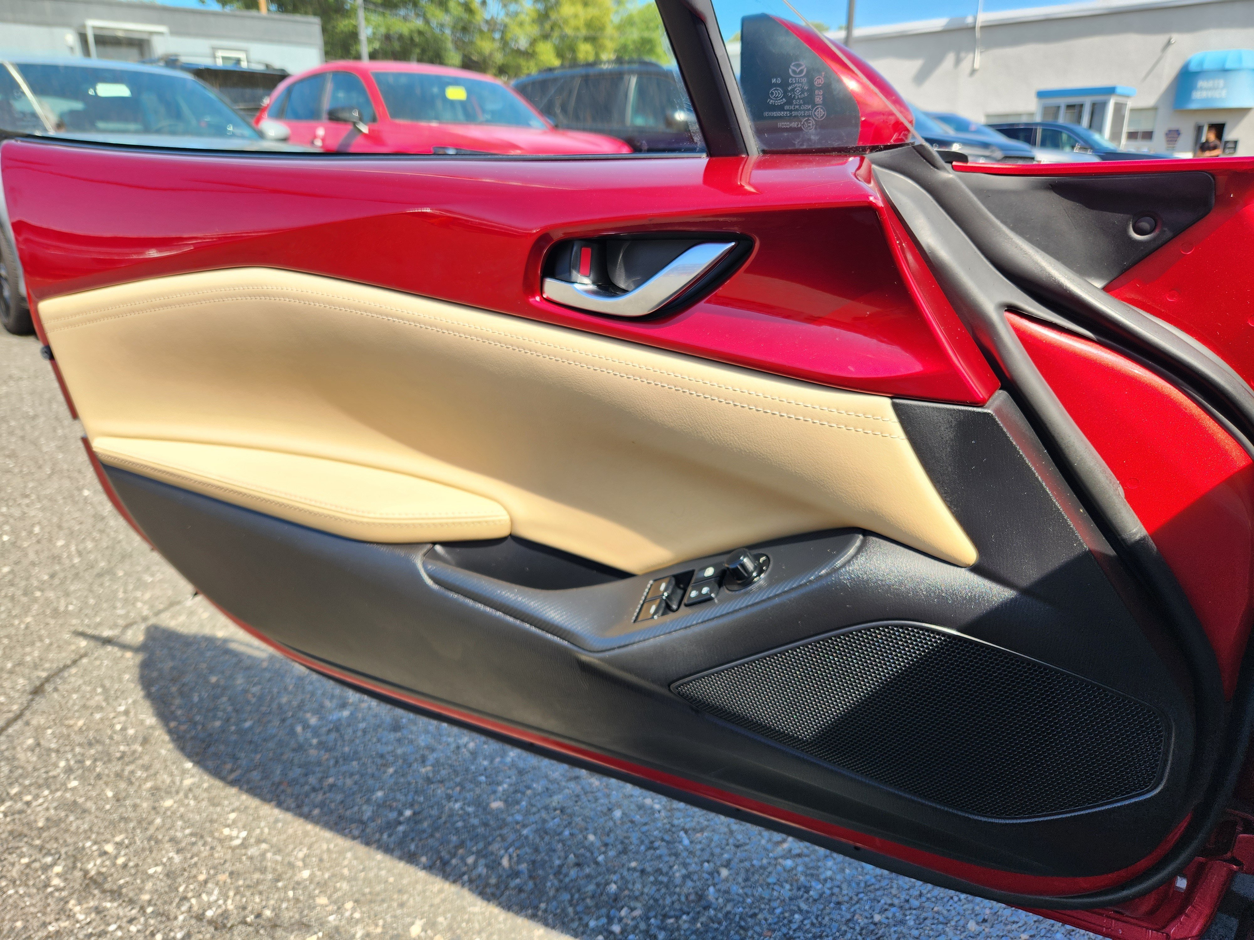 Used 2020 MAZDA MX-5 Miata RF Grand Touring RWD image 25