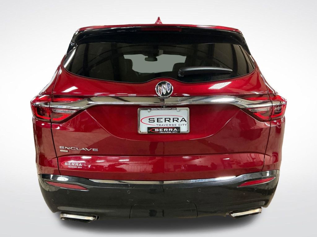 Used 2021 Buick Enclave Essence w/ Sound and Sites Package AWD/4WD image 4