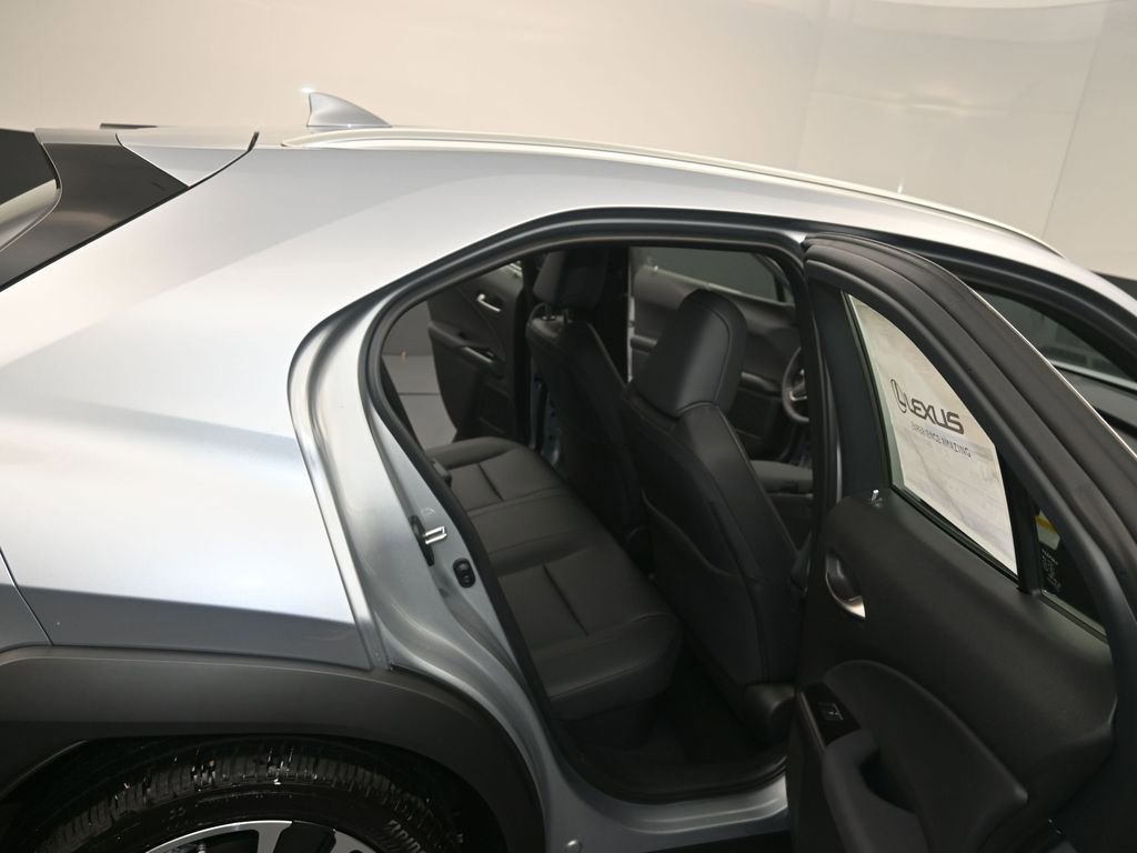 New 2026 Lexus UX 300h FWD image 13